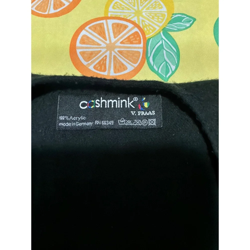 V. Fraas Cashmink Poncho Wrap Women OS Black‎